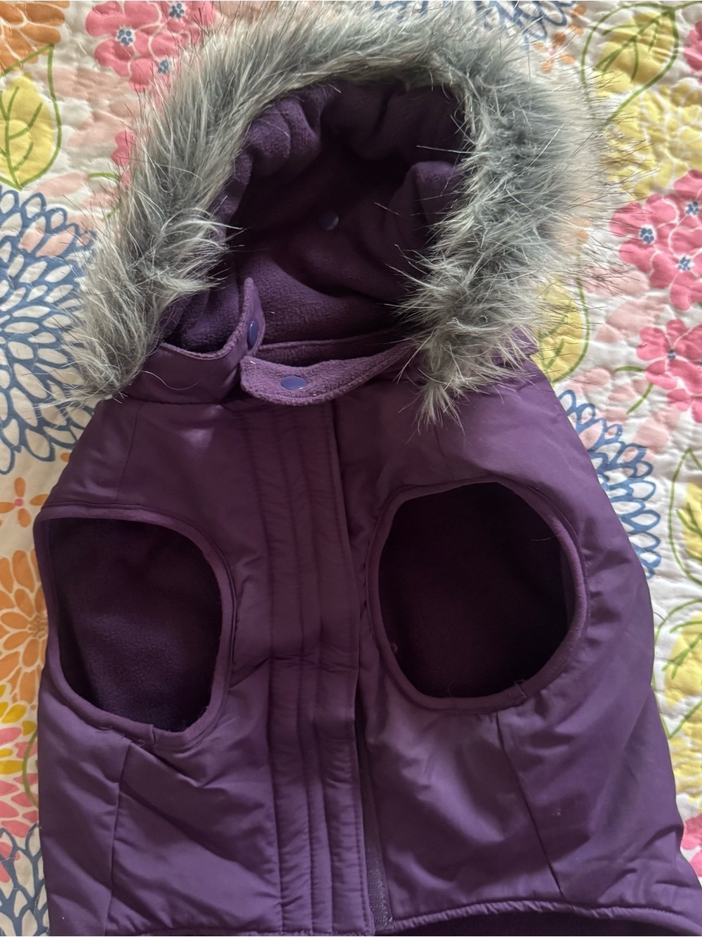 Size 18 Canada pooch purple dog jacket - Picture 4 of 4